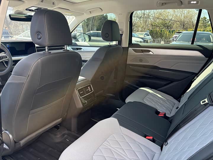 Фото 7 - Volkswagen Tavendor