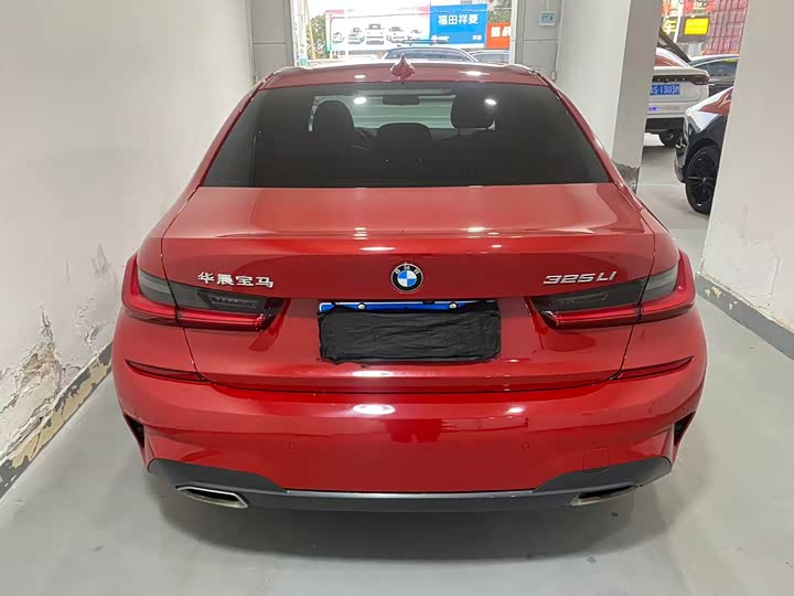 Фото 9 - BMW 3 Series