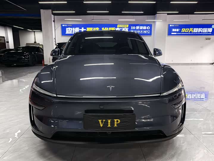 Photo 2 - Tesla Model Y