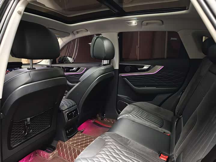 Фото 7 - Hongqi HS5