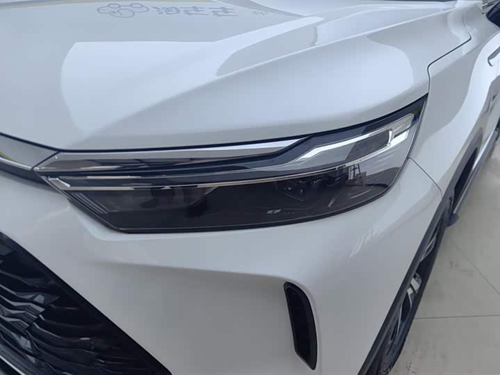 Photo 5 - Beijing X7