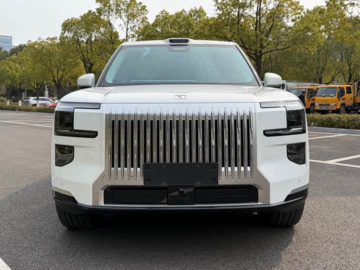 Фото 2 - Zeekr 9X