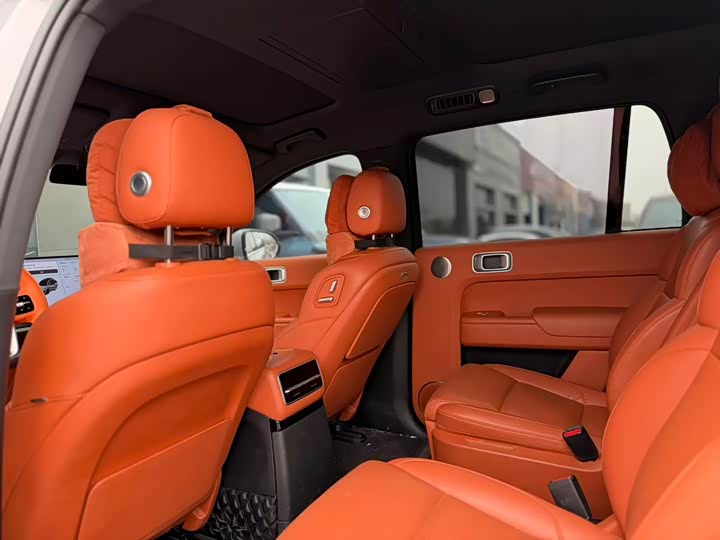 Фото 8 - LiXiang L9