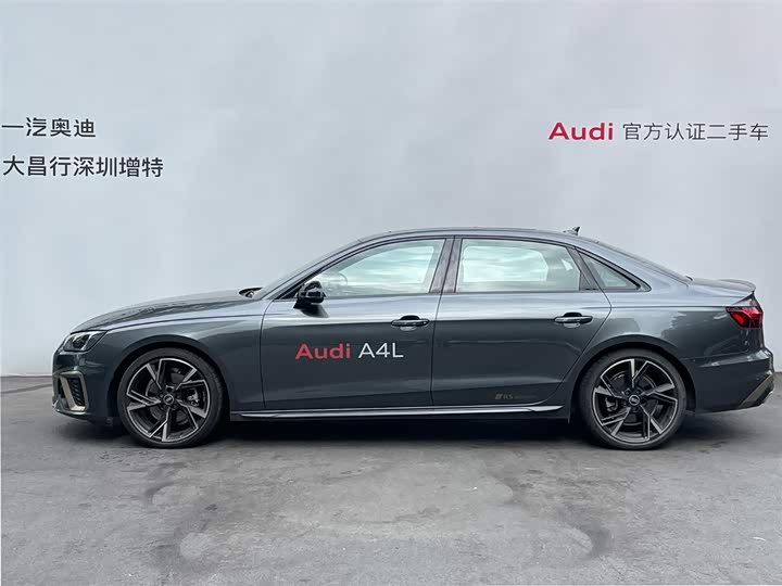 Фото 6 - Audi A4L