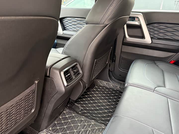 Фото 6 - BAIC Beijing BJ40