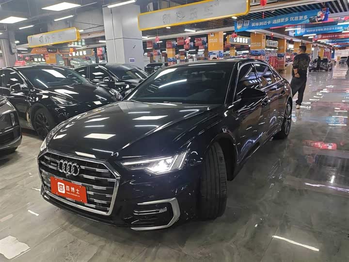 Фото 2 - Audi A6L