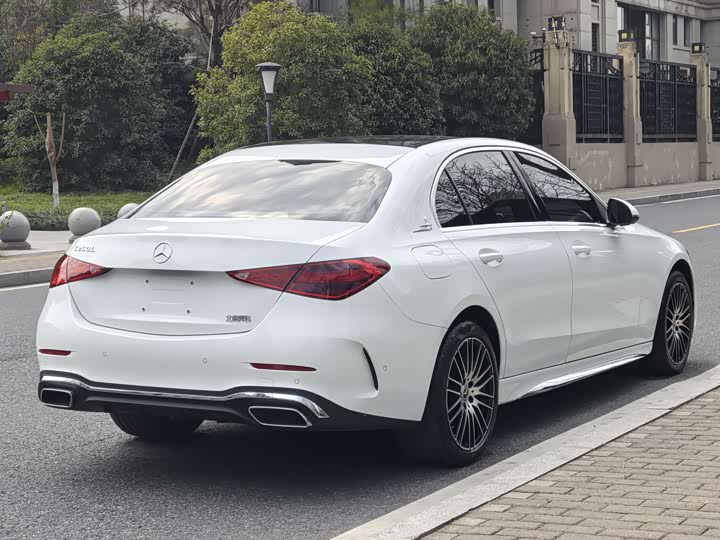 Фото 4 - Mercedes-Benz C-Class