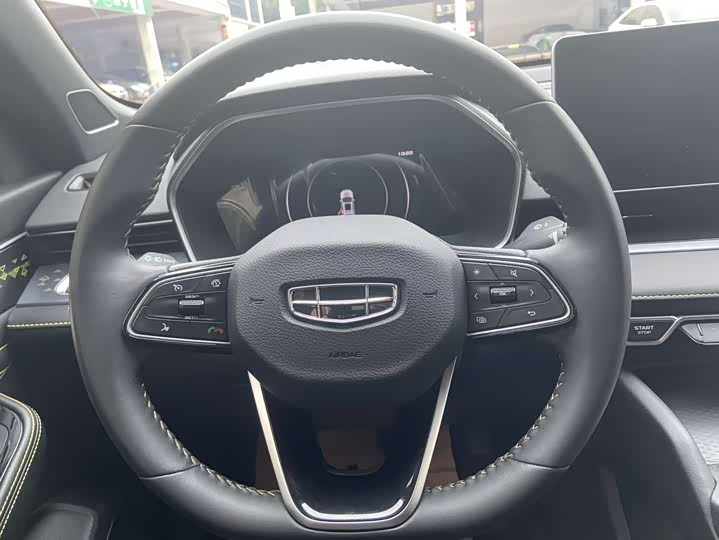 Фото 6 - Geely Preface