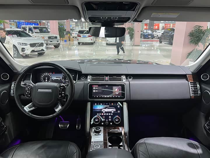 Photo 3 - Land Rover Range Rover