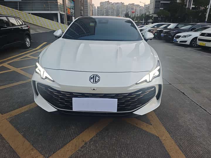 Фото 2 - MG Motor 7