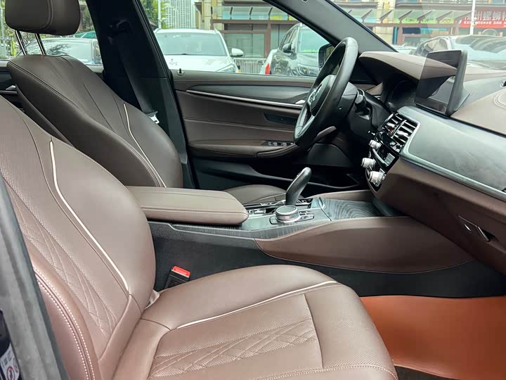 Фото 7 - BMW 5 Series Hybrid