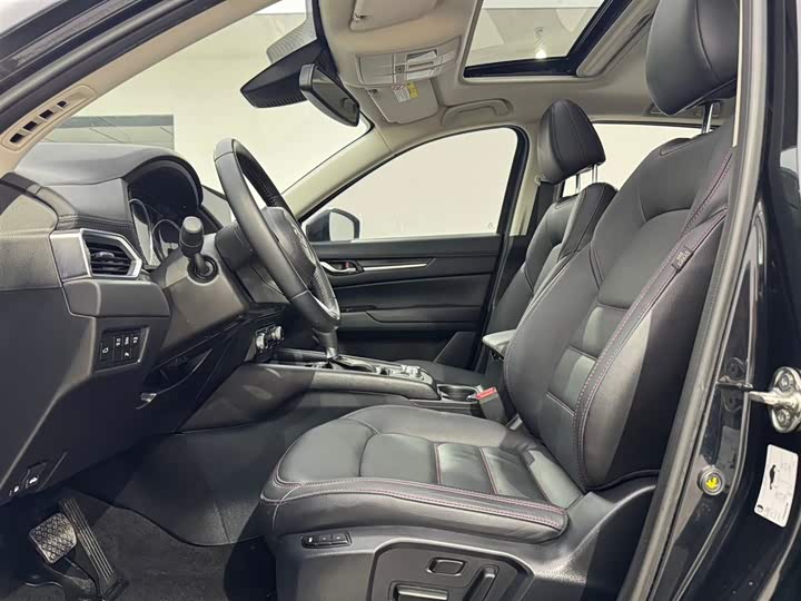 Фото 7 - Mazda CX-5