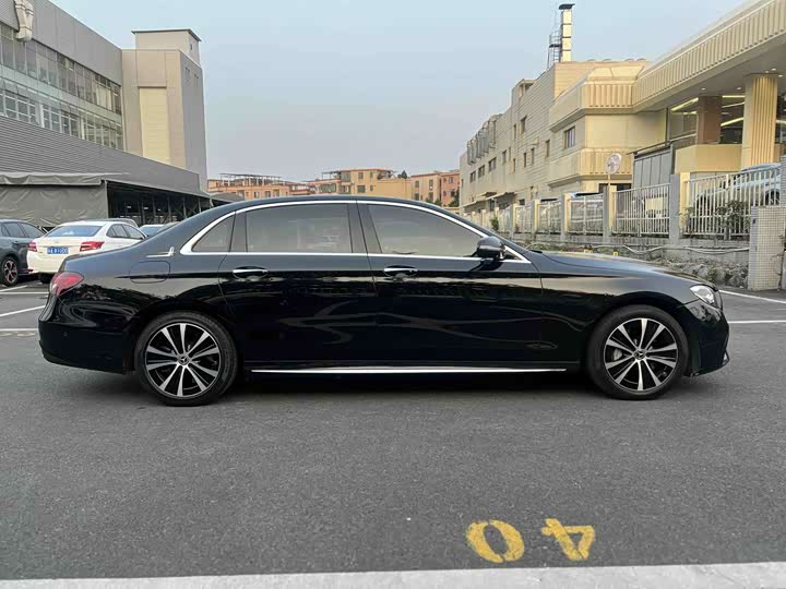 Фото 4 - Mercedes-Benz E-Class Hybrid