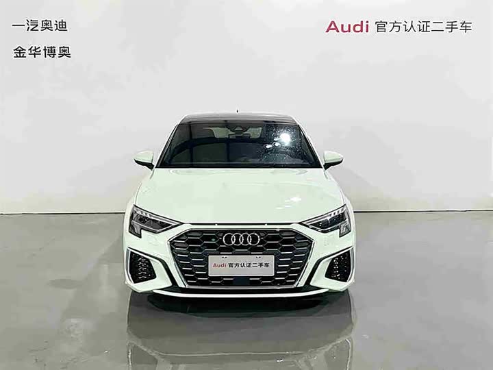 Фото 2 - Audi A3