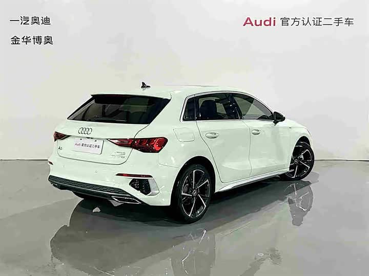 Фото 4 - Audi A3