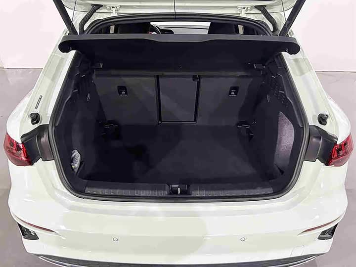 Фото 5 - Audi A3