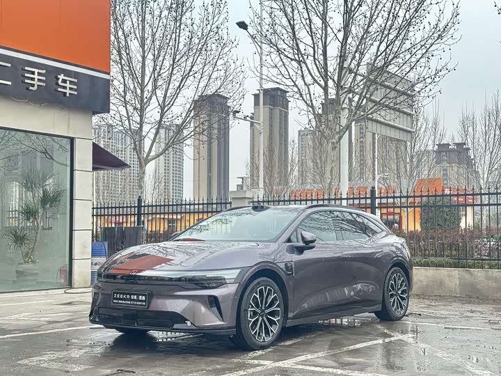 Photo 1 - Zeekr 007 GT