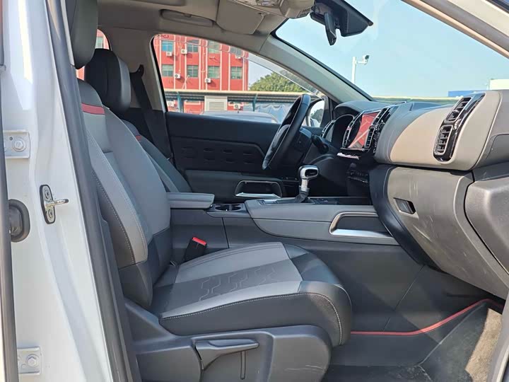 Фото 5 - Citroen C5 Aircross 2023