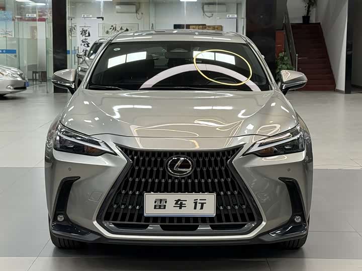 Photo 2 - Lexus NX