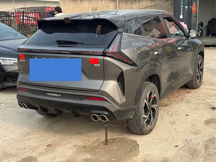 Фото 4 - Geely Atlas