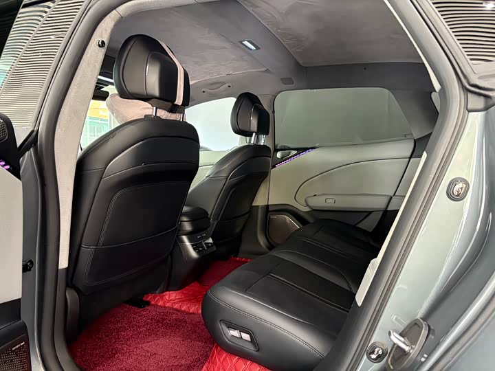 Фото 5 - Zeekr 007