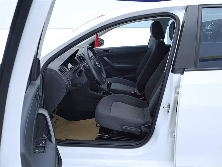 Фото 9 - Volkswagen Santana