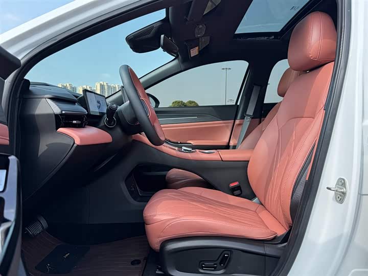 Фото 9 - Geely Galaxy L6