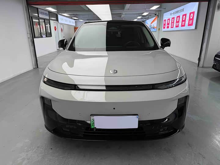 Фото 2 - Leapmotor B10