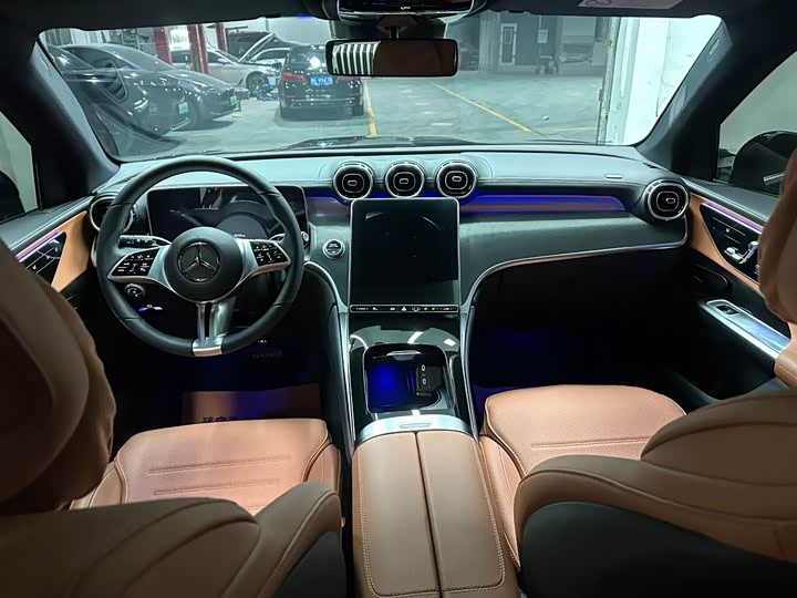 Фото 5 - Mercedes-Benz GLC-Class