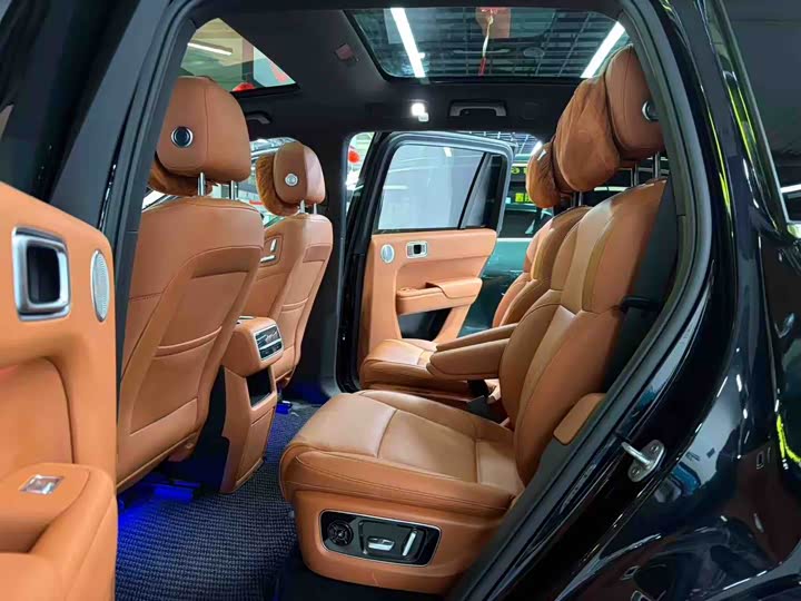 Фото 9 - LiXiang L8