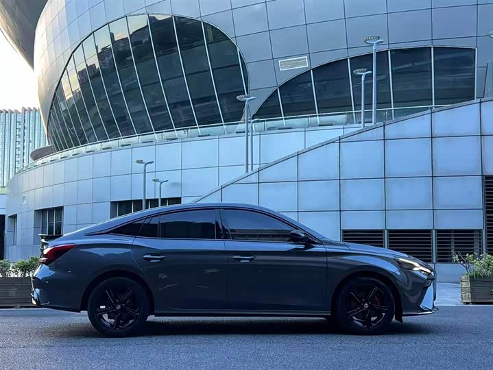 Фото 4 - MG Motor 5