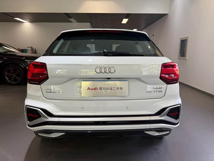 Фото 7 - Audi Q2L