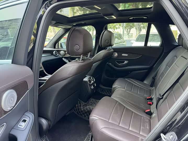 Фото 8 - Mercedes-Benz GLC-Class