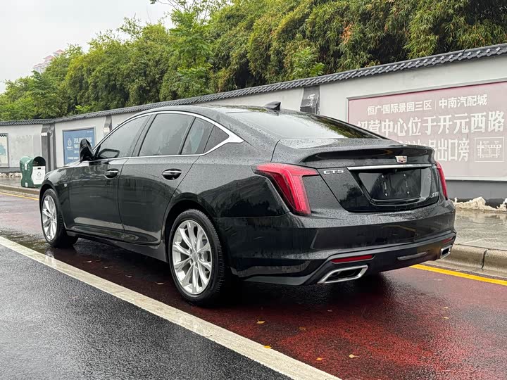 Photo 6 - Cadillac CT5