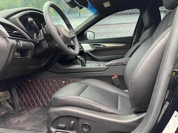 Photo 8 - Cadillac CT5