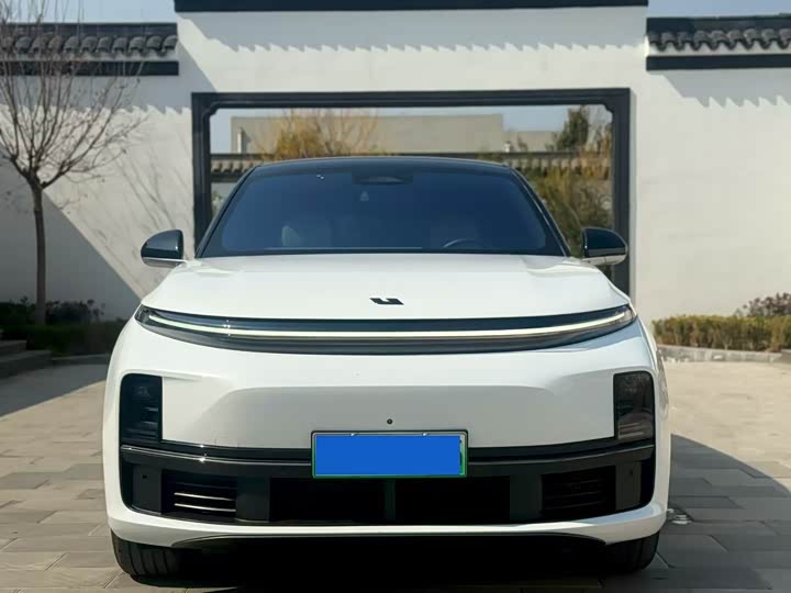 Фото 2 - LiXiang L7