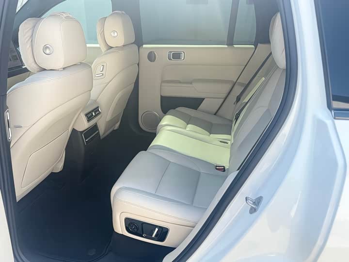 Фото 5 - LiXiang L7