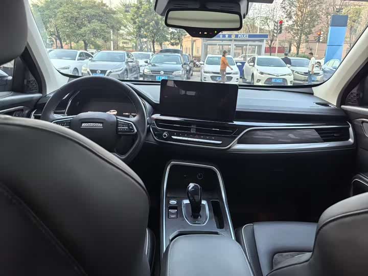 Фото 8 - Haval H6