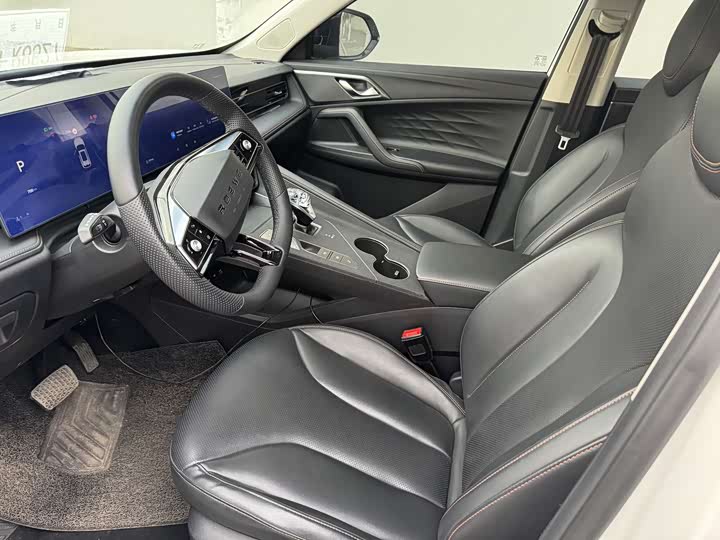 Фото 7 - Roewe RX5