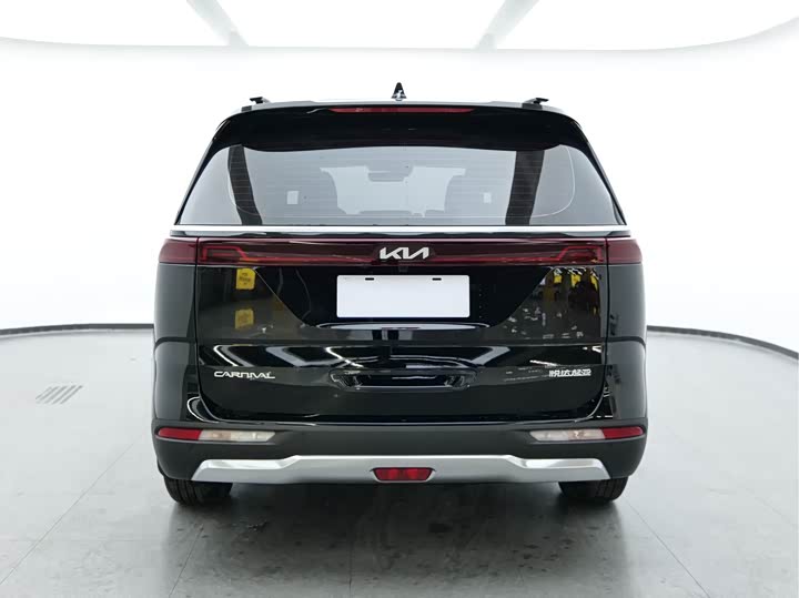 Photo 5 - Kia Carnival