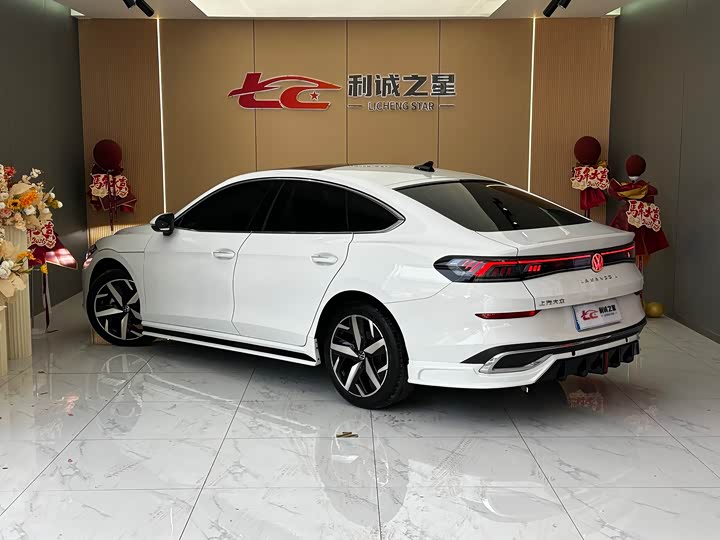 Фото 6 - Volkswagen Lamando L