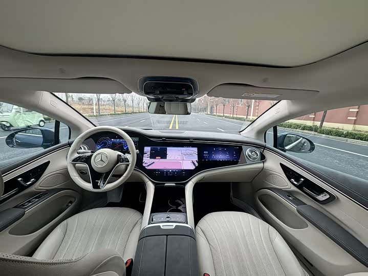 Фото 6 - Mercedes-Benz EQS