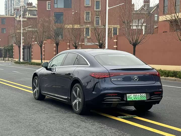 Фото 7 - Mercedes-Benz EQS