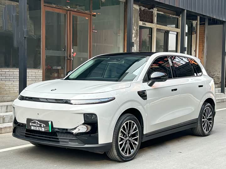 Фото 1 - Leapmotor B10