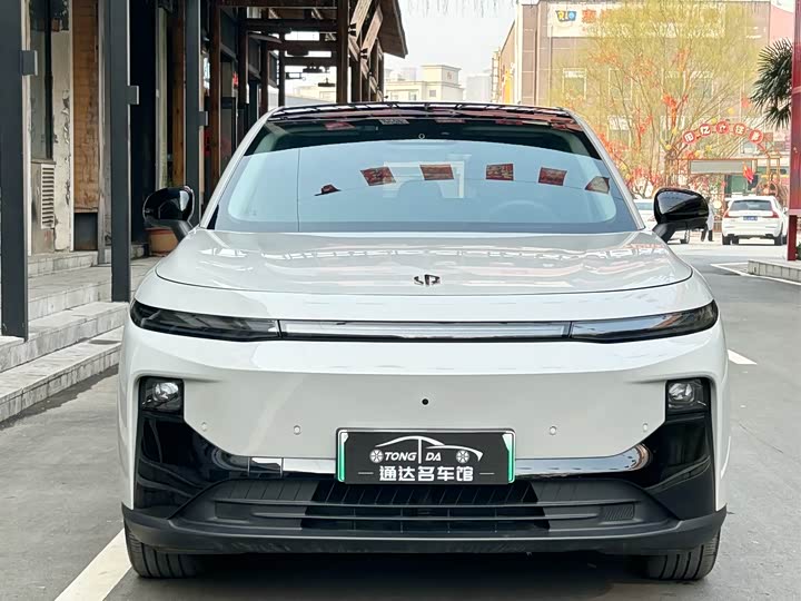 Фото 2 - Leapmotor B10