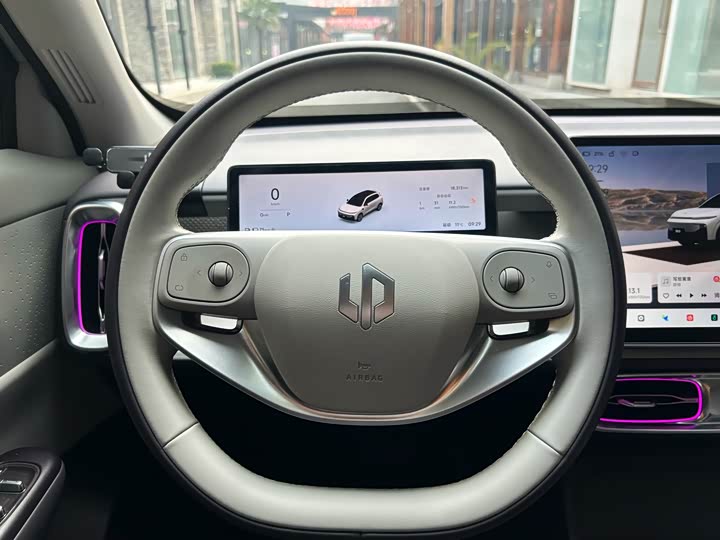 Фото 8 - Leapmotor B10