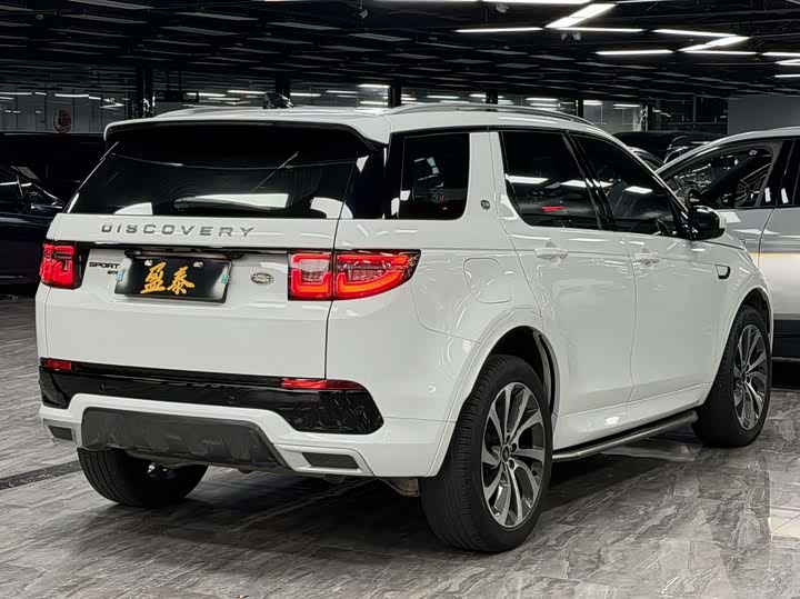 Фото 7 - Land Rover Discovery Sport Hybrid