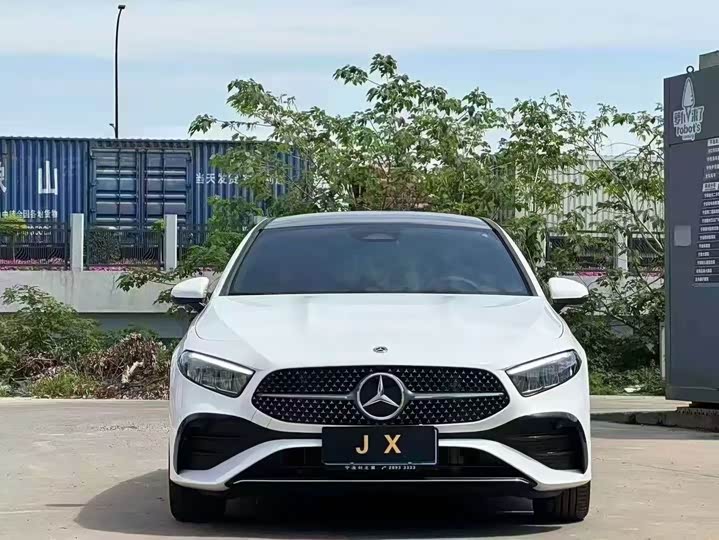 Фото 2 - Mercedes-Benz A-Class