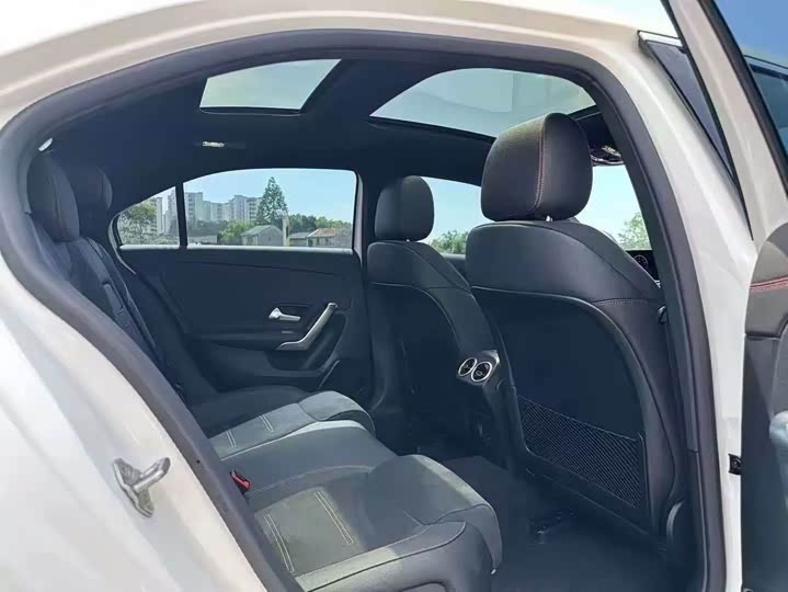 Фото 5 - Mercedes-Benz A-Class