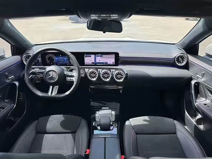 Фото 6 - Mercedes-Benz A-Class